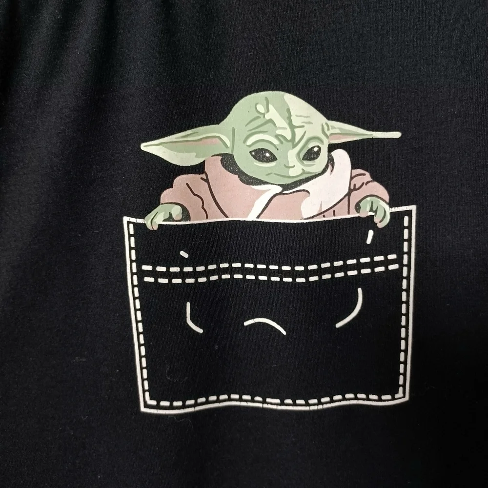 SHESHOW Star Wars Mandalorian Baby Yoda in pocket black t shirt top - Picture 3 of 6